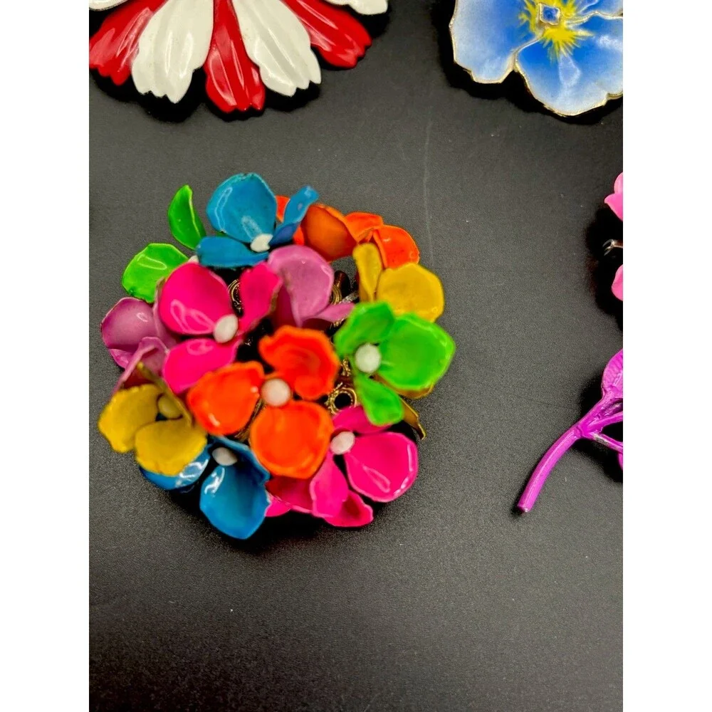 VTG 8 LARGE Flower Power Enamel Metal Brooch Pin Lot Retro 60s 70s( 1.75”-4”)
